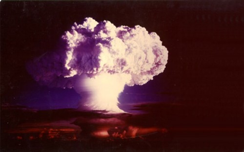 La-explosión-de-la-bomba-de-hidrógeno-en-Eniwetok-500x311
